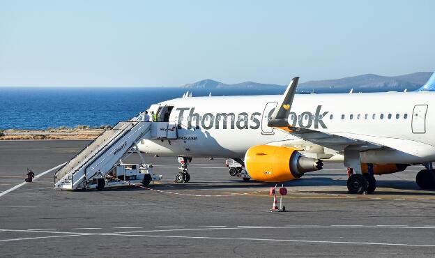 Airbus A321 von Thomas Cook Airlines in Heraklion (IATA-Code: HER)