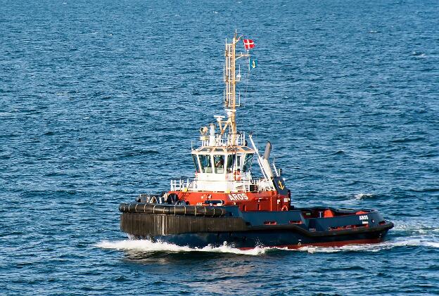 Schlepper AROS (IMO: 9259238) vor Aarhus, Dänemark