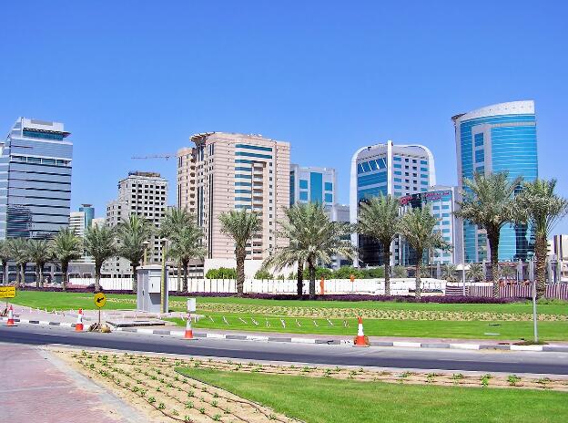 Hochhäuser am Dubai Creek im Stadtteil Deira 