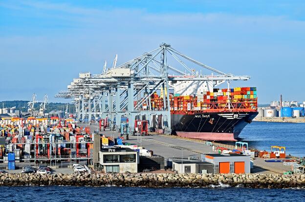 MSC INGY (IMO: 9755945) in Aarhus, Dänemark